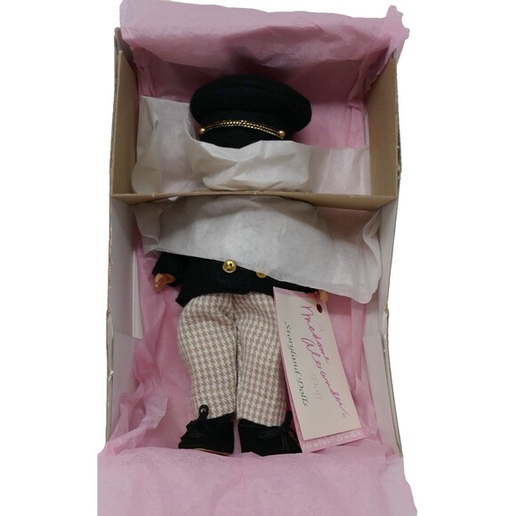 Madame Alexander Storyland Laurie 8” Doll #410